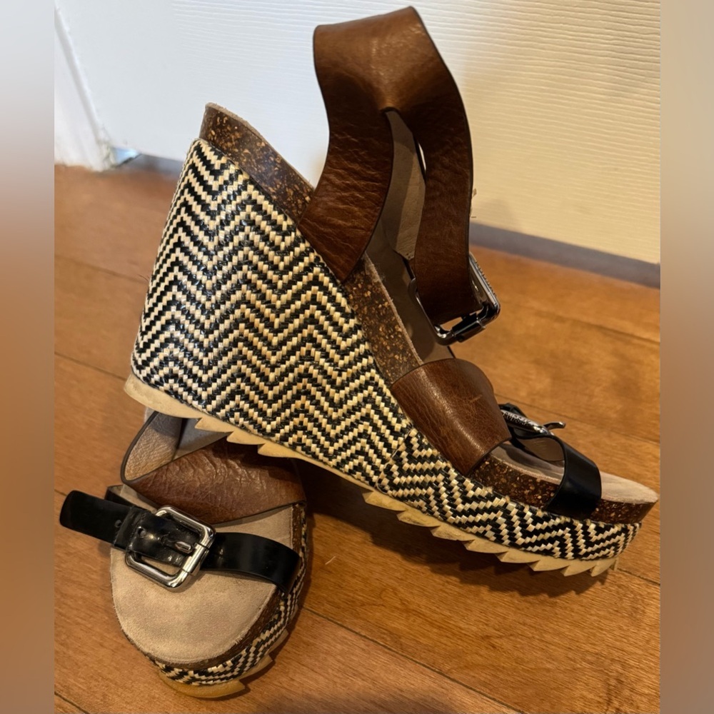 Rudsak Aeryn leather platform sandal wedge chevron buckle strappy boho office 40